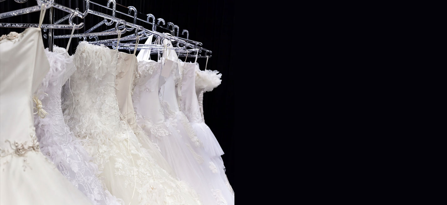 Professionelle Reinigung von Brautkleidern und Hochzeitsanzügen in Berlin